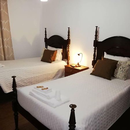 Residencia Livramento Hotel Velas Bagian luar foto